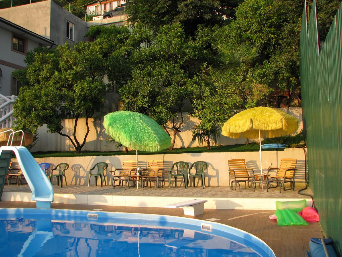 Mamzyshkha Guest House Gagra Bagian luar foto