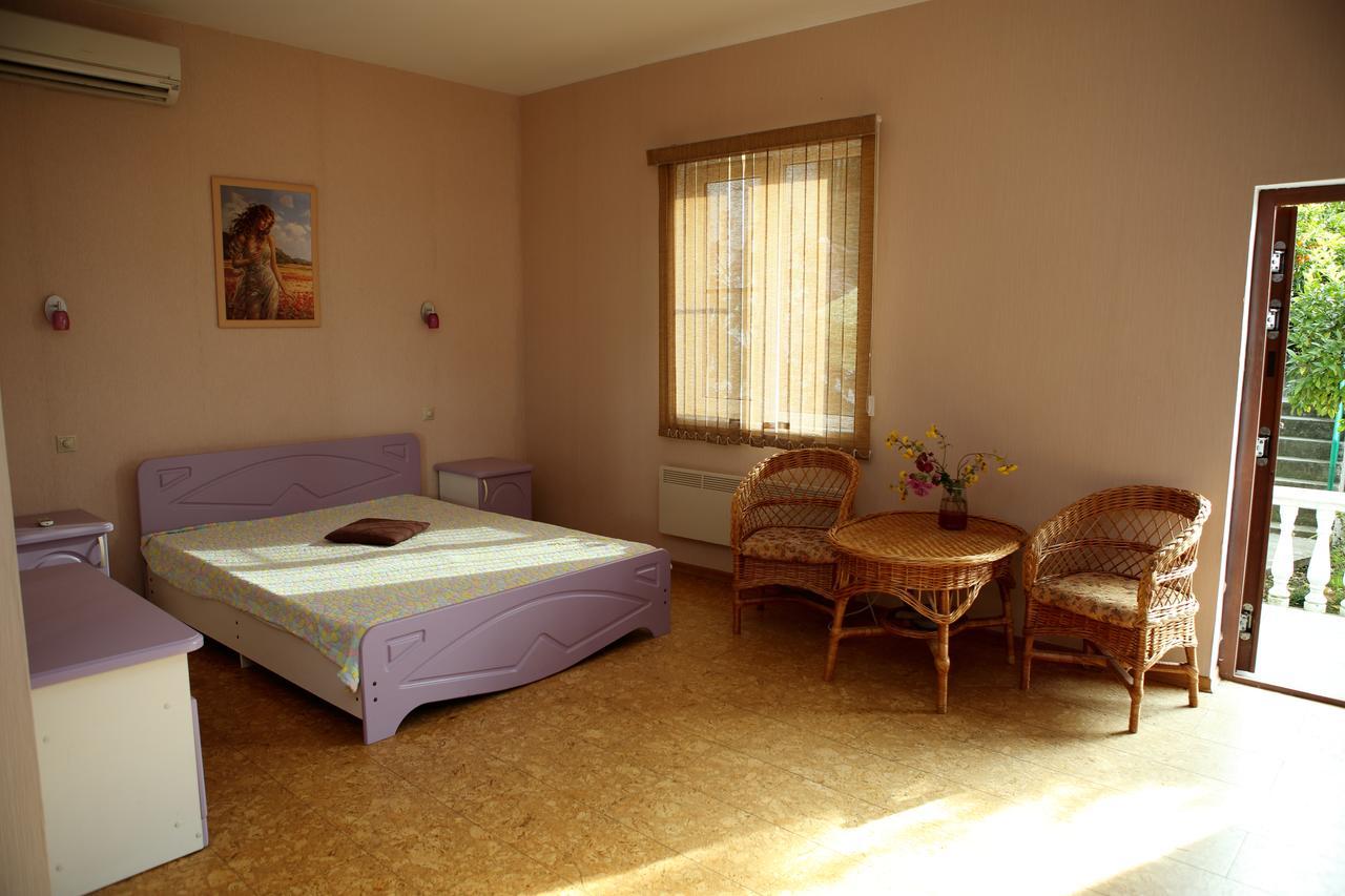 Mamzyshkha Guest House Gagra Bagian luar foto
