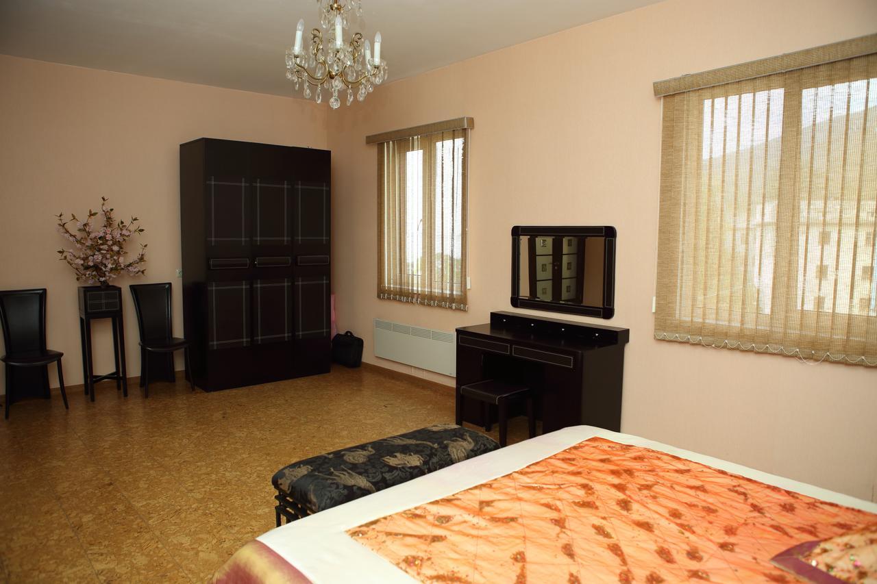 Mamzyshkha Guest House Gagra Bagian luar foto