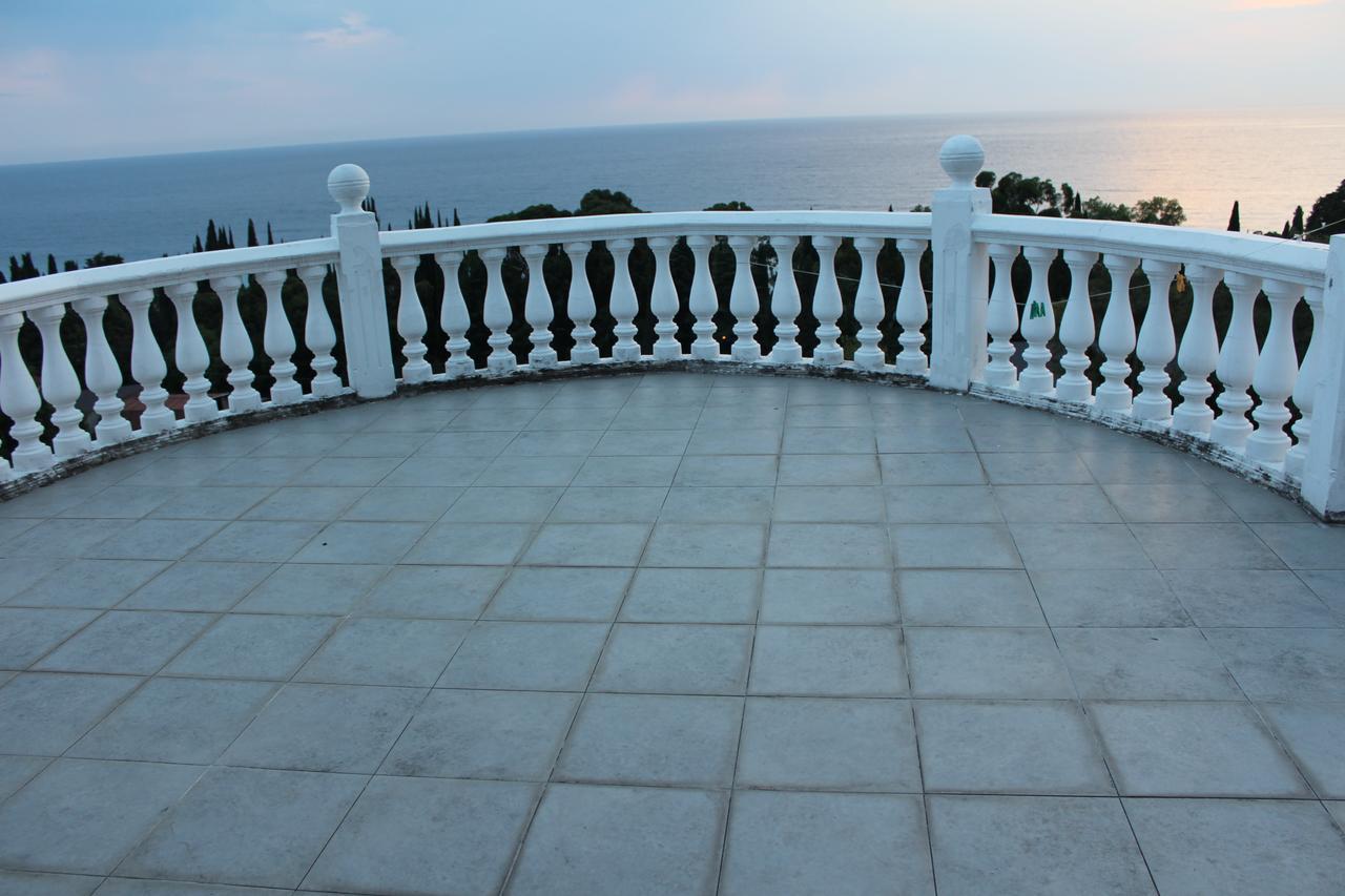 Mamzyshkha Guest House Gagra Bagian luar foto