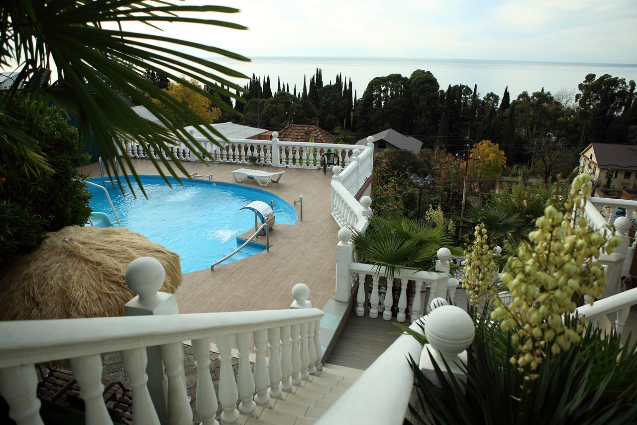Mamzyshkha Guest House Gagra Bagian luar foto