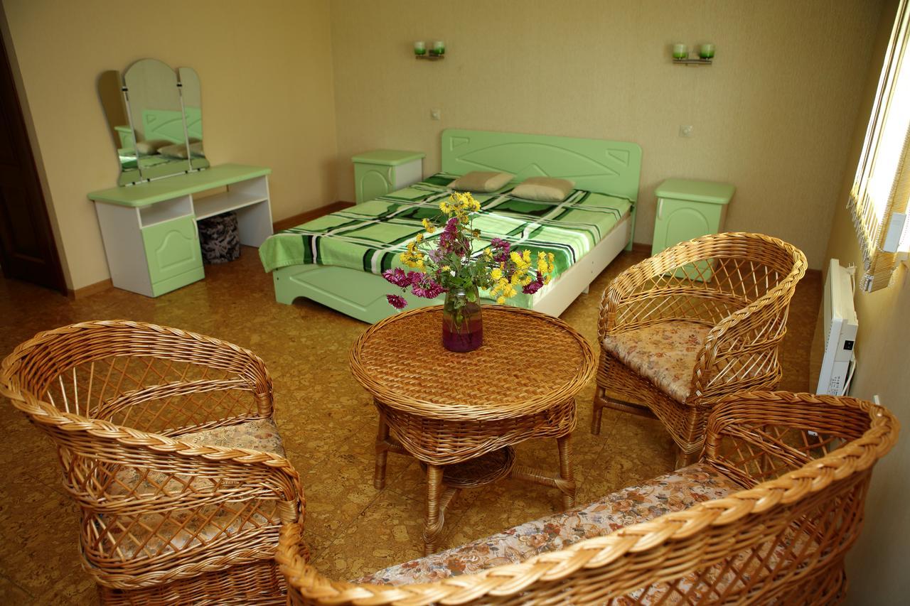 Mamzyshkha Guest House Gagra Bagian luar foto