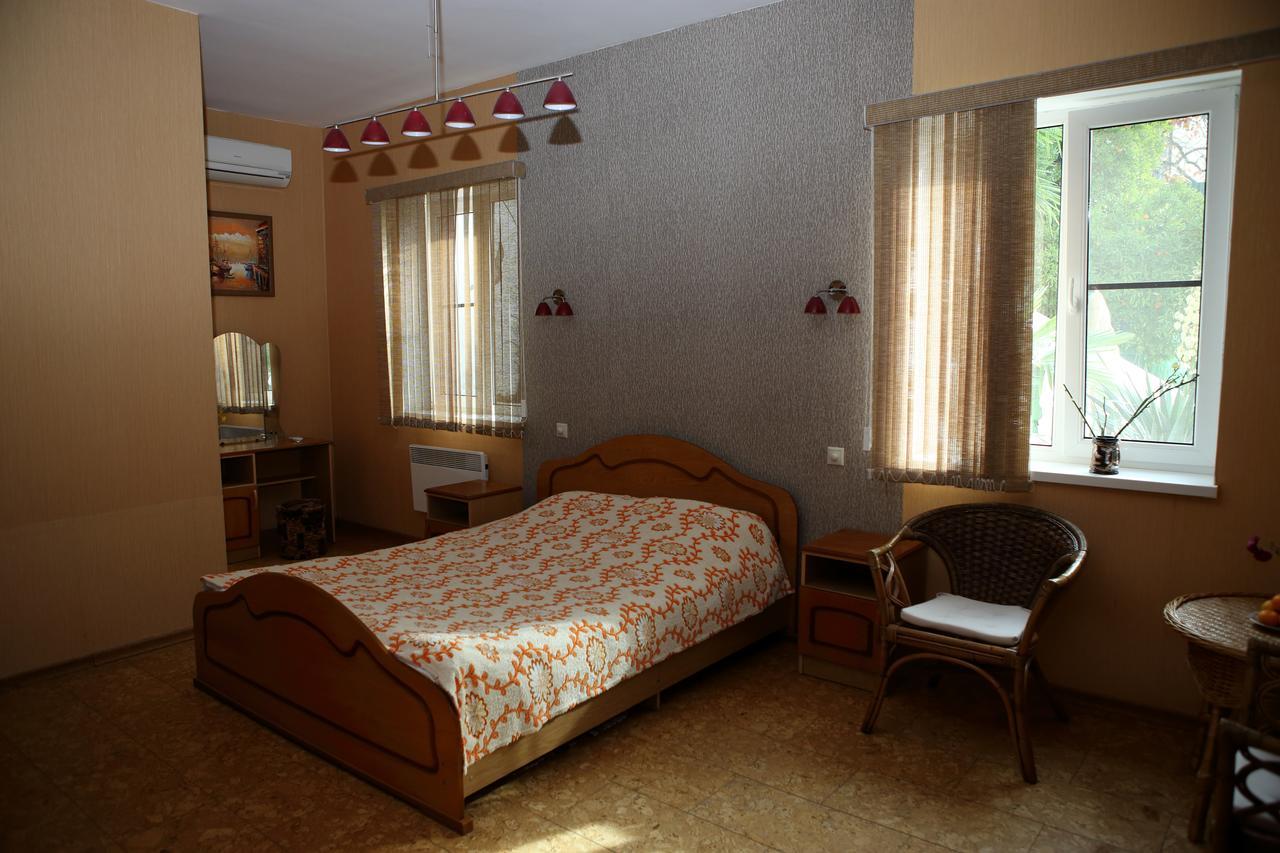 Mamzyshkha Guest House Gagra Bagian luar foto